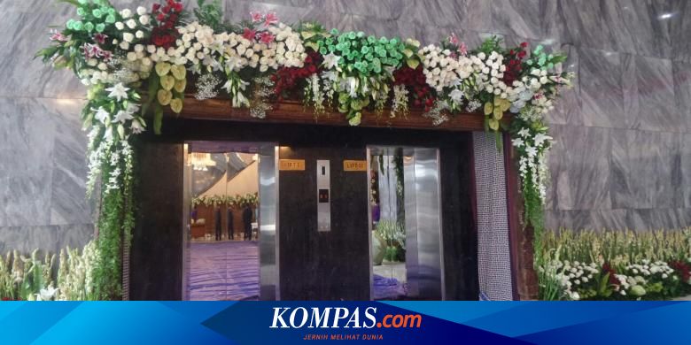  Cerita  di  Balik  20 000 Bunga  Penyambut Raja Salman