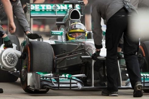 Rosberg Kembali Jadi yang Tercepat pada Sesi Latihan Ketiga