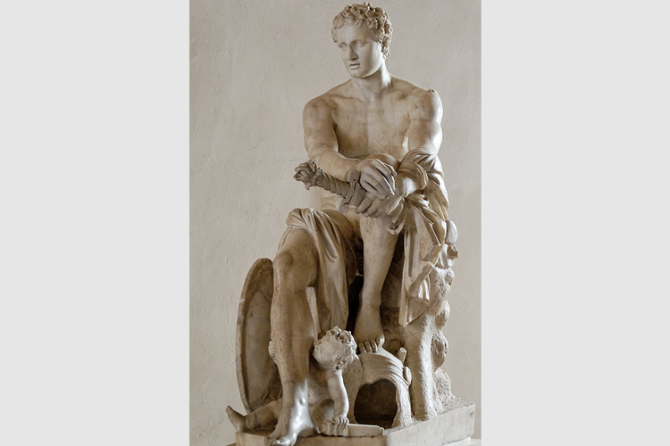 Patung Ares, dewa perang dalam mitologi Yunani.