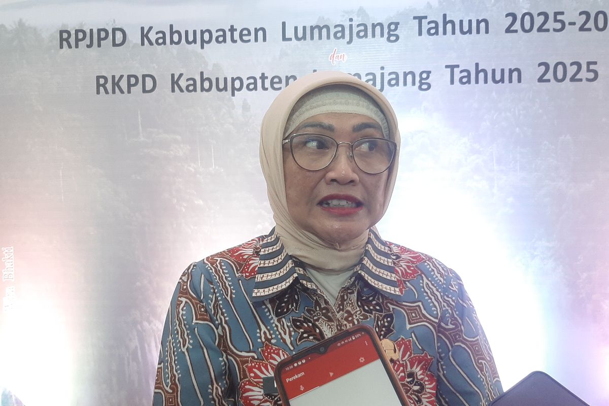 Penjabat (Pj) Bupati Lumajang Indah Wahyuni