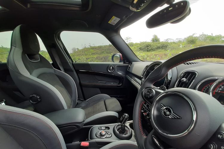 Interior Mini JCW Countryman