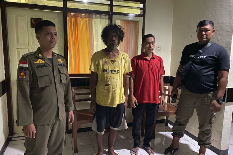 Pria depresi yang mengamuk dan bacok pedagang di Pasar Karangrejo Banyuwangi. 