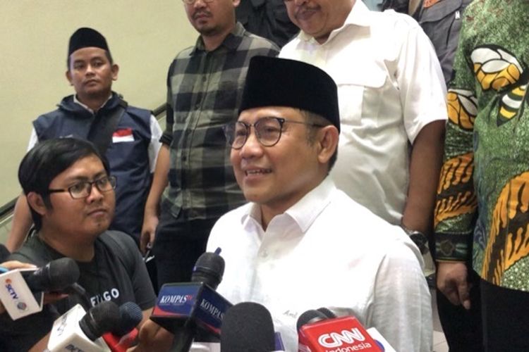 Cawapres nomor urut 1 Muhaimin Iskandar di Rasuna Said, Jakarta Selatan, Jumat (1/12/2023). 