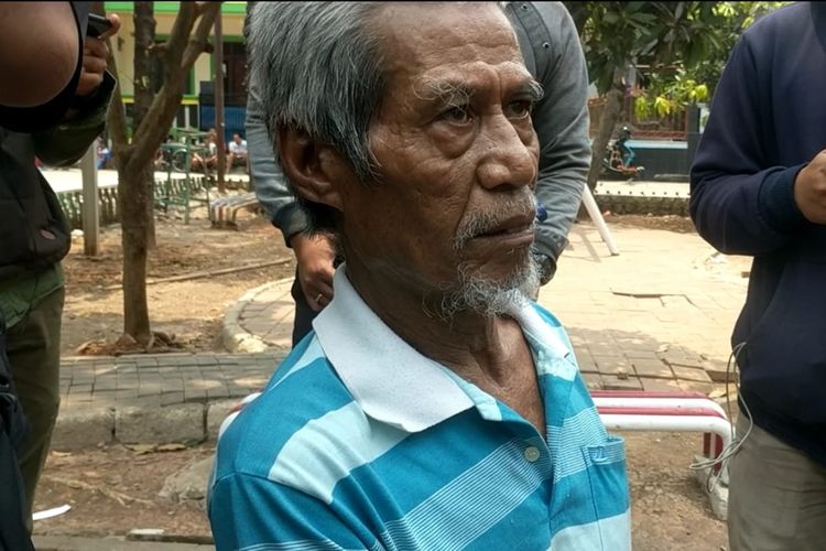 Abdul Ghani (69) ayah dari terduga teroris di Cilincing, Jakarta Utara