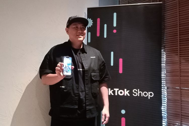 Kreator affiliate bernama Kohcun (@kohcun) yang berfokus pada kategori elektronik dan home living, kini sukses berjualan lewat TikTok Shop.