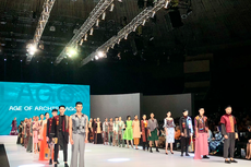 Koleksi Fashion Heritage di Panggung Age of Archipelago IFW 2023