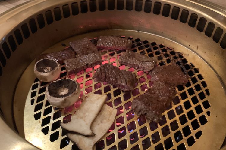 Korean BBQ meat slices at Samwon by Samwon Garden Grand Indonesia.