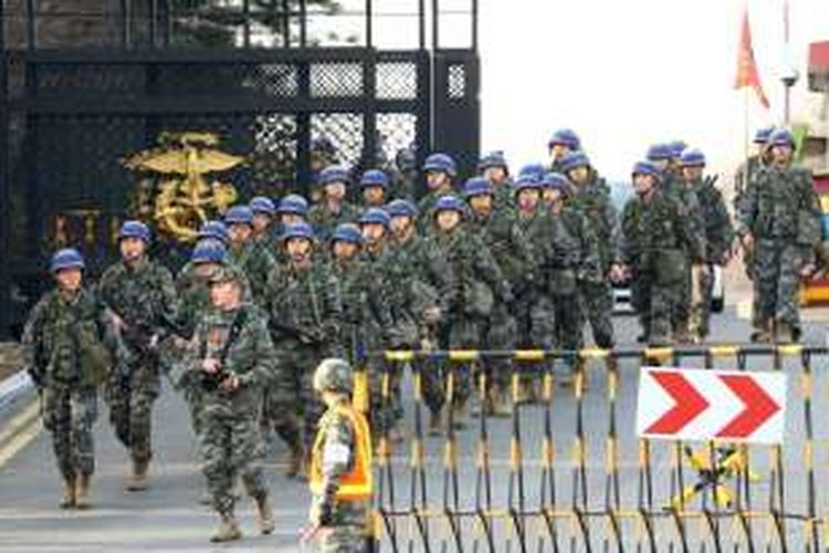 Pasukan marinir Korea Selatan tengah bersiap untuk terlibat dalam latihan bersama dengan pasukan AS, Senin (6/3/2016).