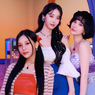 Lirik Lagu BOP BOP!, Singel Debut Trio VIVIZ