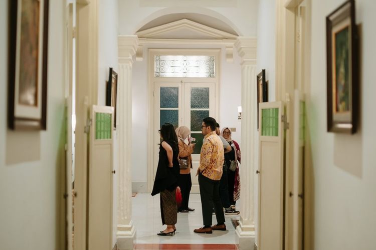 Rumah Cikini 82 kini tak lagi tampak usang. Sejak direstorasi tahun lalu, bangunan bergaya kolonial di kawasan Menteng, Jakarta Pusat, ini kembali menarik perhatian.