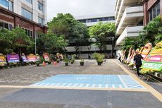 Peringati Hari Pers Nasional, Kantor Wali Kota Jakarta Pusat Dibanjiri Karangan Bunga