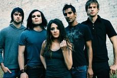 Lirik dan Chord Lagu Circle - Flyleaf