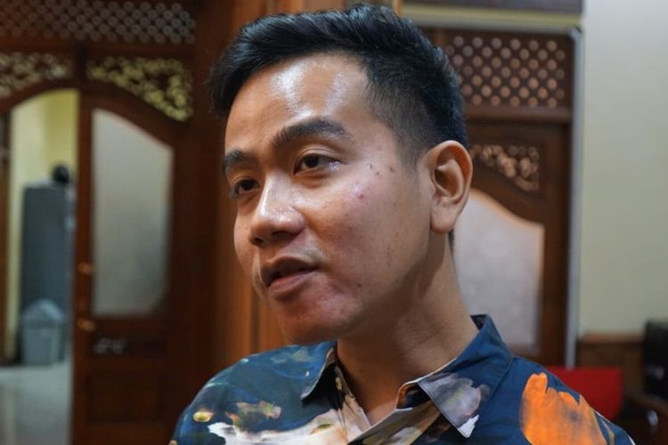 Wali Kota Solo Gibran Rakabuming Raka di Balai Kota Solo, Jawa Tengah, Kamis (5/1/2023).