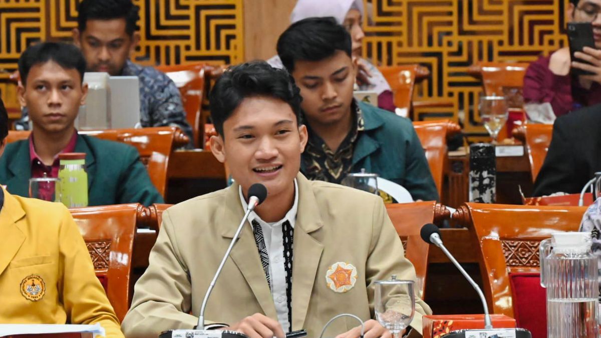 Teror Ketua BEM UGM Berlanjut, Ibunda dan Puluhan Lebih ...