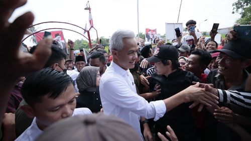 Janji Salurkan Bantuan untuk Rakyat, Ganjar Sebut Bansos Bukan Milik Presiden