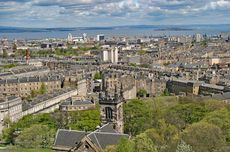 Kota Edinburgh Kenakan Pajak Turis untuk Bangun Infrastruktur