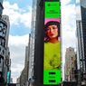 Wajah Rinni Wulandari Terpampang di Billboard Times Square New York