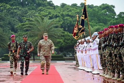 Ketika Jenderal AS Memperingatkan Ancaman China dalam Kunjungan ke Indonesia…