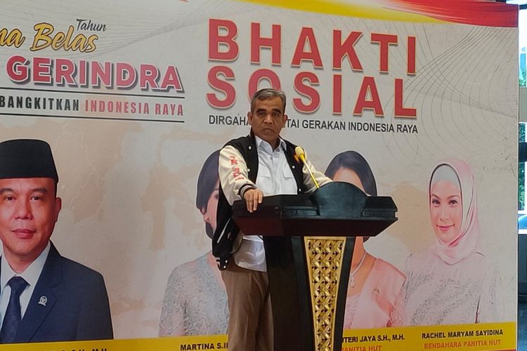 Sekretaris Jenderal Partai Gerindra Ahmad Muzani dalam acara Bhakti Sosial HUT ke15 Gerindra di Kompleks Parlemen Senayan, Jakarta, Rabu (8/2/2023).