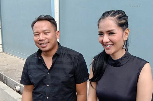 Anggia Chan Tak Takut dengan Kehidupan Vicky Prasetyo yang Penuh Kontroversi