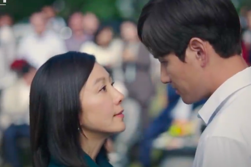 Sinopsis Episode 10 The World of The Married, Sun Woo Mulai Menerima Kim Yoon Ki