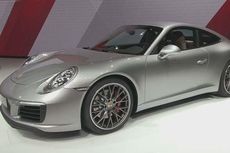 Ban Belakang Porsche 911 Carrera S Bisa Berbelok 