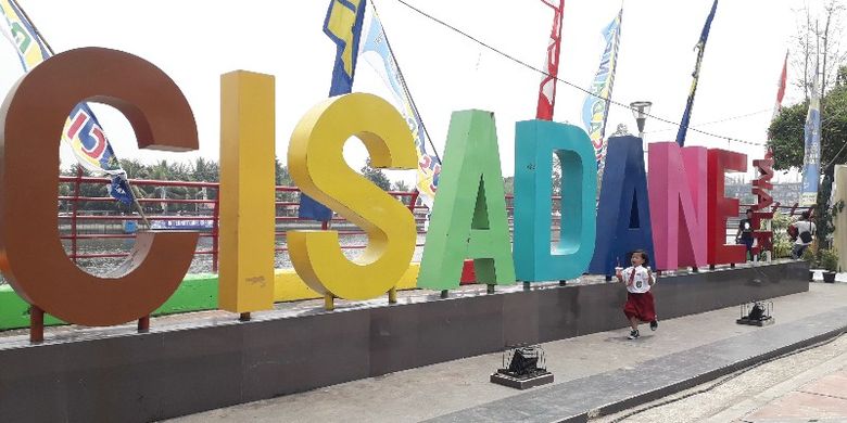 Cisadane Walk, Kota Tangerang. 