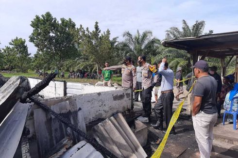 Diduga Sedang Tertidur Pulas, Satu Keluarga Tewas Terbakar