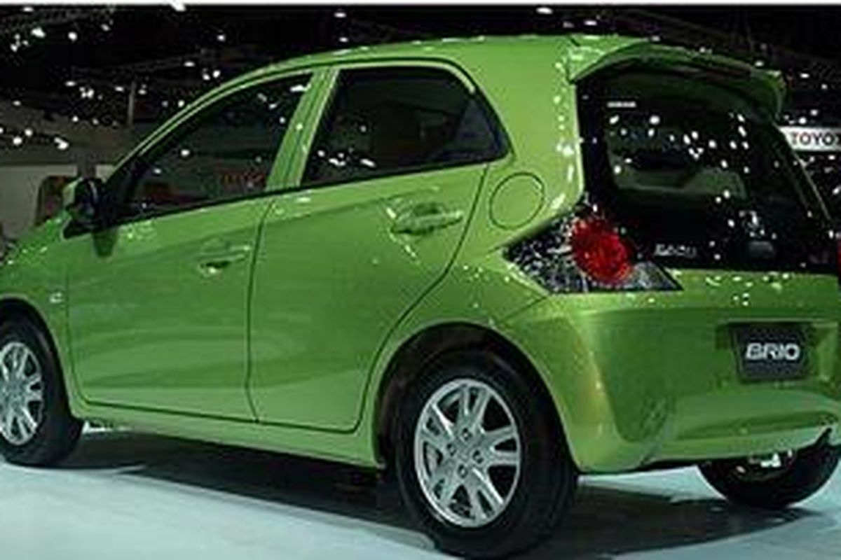 Desain belakang Honda Brio
