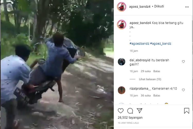 Video anak muda masuk selokan karena mencoba wheelie beredar di media sosial.