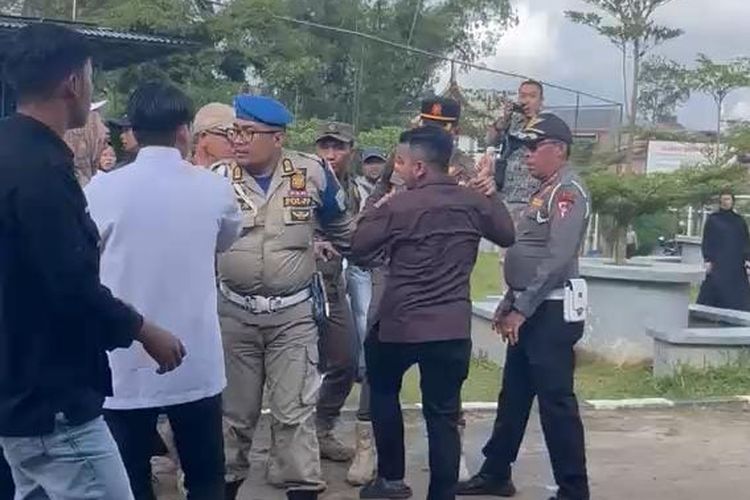 Penjelasan Pemkot Bukittinggi soal Satpol PP Pasang Plang di Kampus Fort de Kock