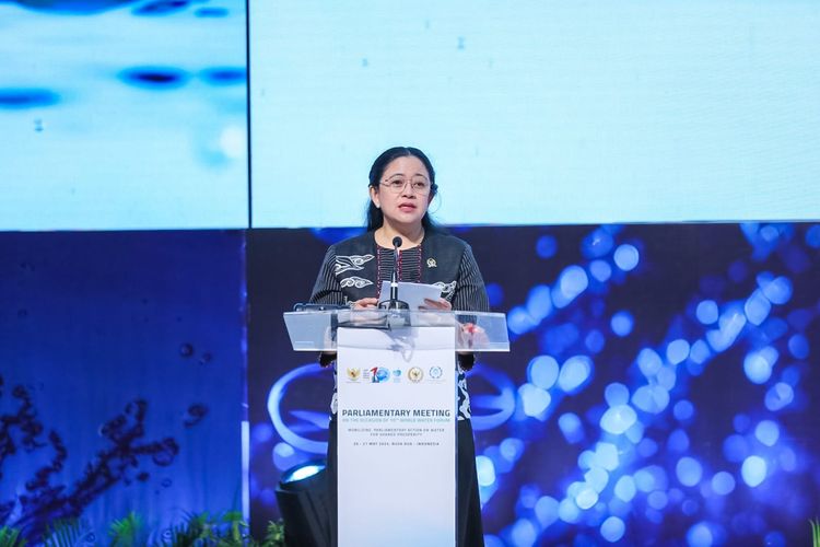 Ketua DPR RI Puan Maharani menyampaikan sambutannya dalam agenda Parliamentary Meeting on The Occasion of The 10th World Water Forum (WWF) di Bali, Senin (20/5/2024)