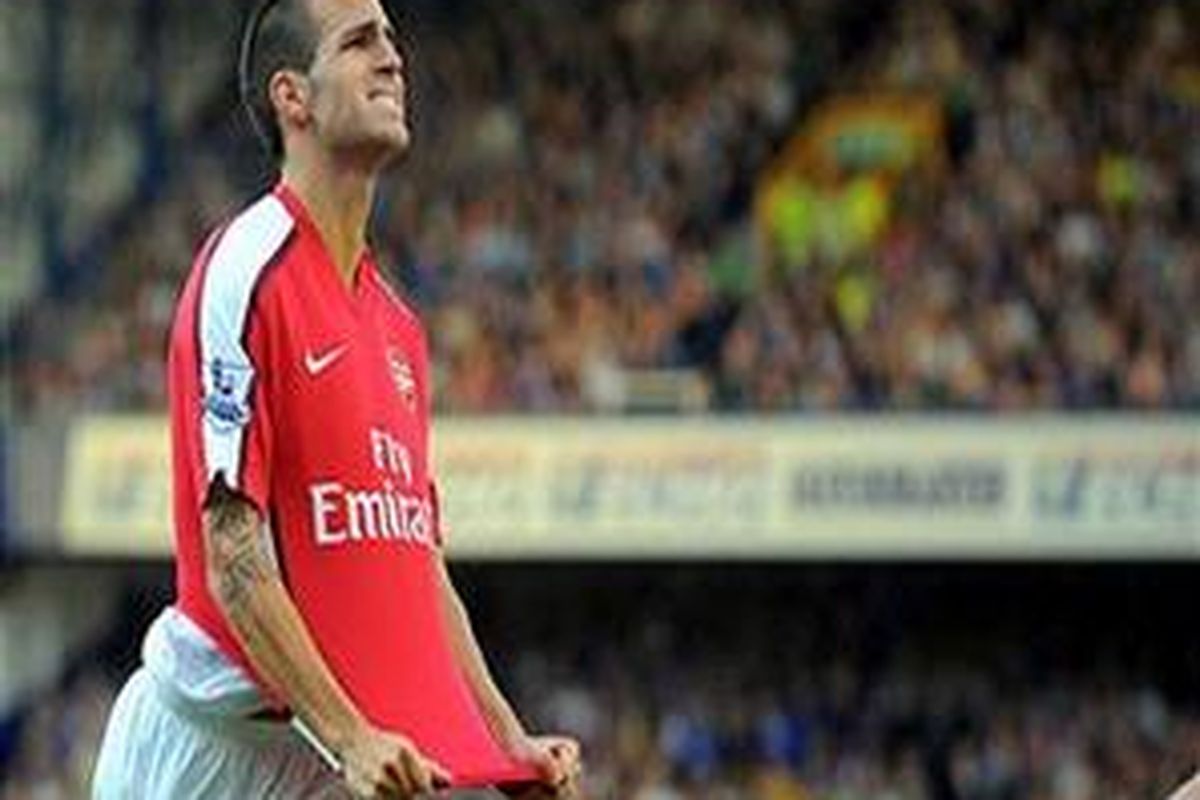 Kapten Arsenal, Cesc Fabregas.