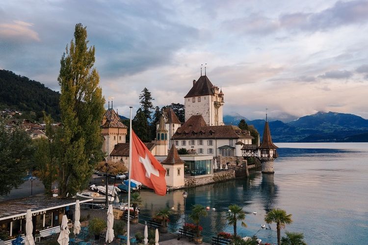 Ilustrasi landmark negara Swiss