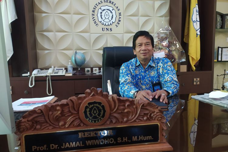 Rektor Universitas Sebelas Maret (UNS) Prof. Dr. Jamal Wiwoho, S.H., M.Hum.