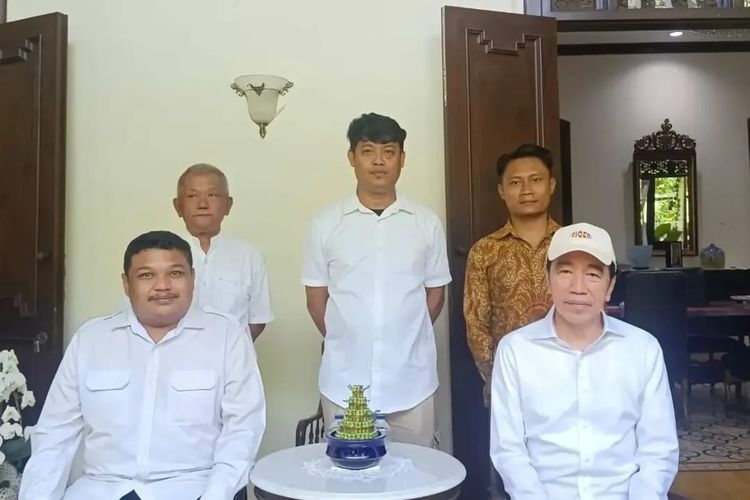 Profil Achmad Hidayat, Kader PDIP yang Dipecat usai Bertemu Jokowi, Pernah Nyaris Bakar Diri