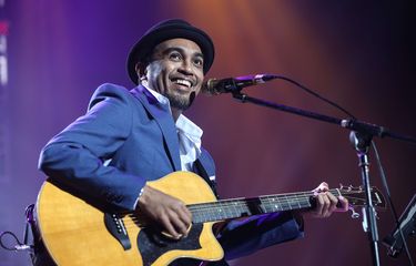 Penyanyi Glenn Fredly tampil dalam konser Harmonia Titik Balik yang digelar di Balai Sarbini, Plaza Semanggi, Jakarta Pusat, Kamis (14/2/2019).