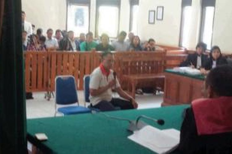 Dewa Ketut Raka saat jadi saksi di PN Denpasar 