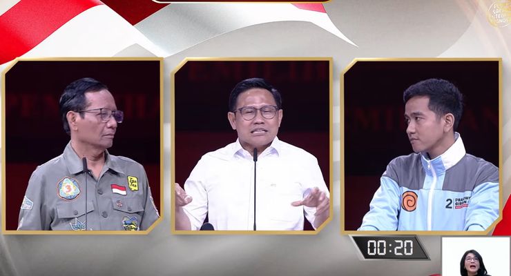 Gibran Kembali Lontarkan Istilah Asing Saat Debat, Ditegur Moderator, Malah Sindir Mahfud Profesor
