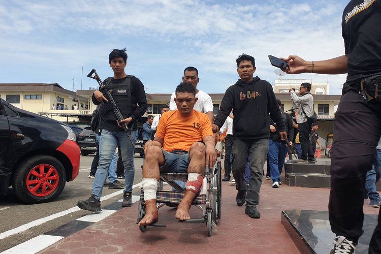 Muhammad Hadi Haris Hutasuhut (32) saat mengikuti konferensi pers di Polrestabes Medan pada Senin (14/10/2024). 