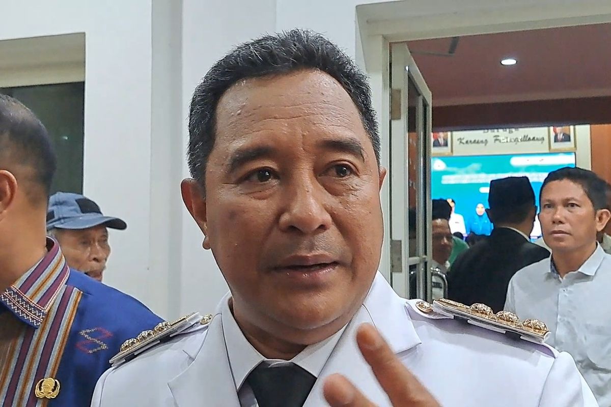 Pj Gubernur Sulsel, Bahtiar Baharuddin usai prosesi sertijab di Baruga Karaeng Pattingalloang di Rujab Gubernur, Rabu (6/9/2023).