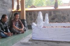 Makam Putra HB II di Borobudur Terima Serat Kekancingan Keraton Jogja