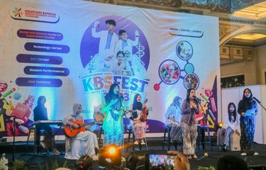 Sekolah Kesatuan School, Yogyakarta, menggelar KBS Fest 2023 bertema ?Shine the Light, Win the Might? (4/2/2023) sebagai bagian dalam penguatan Profil Pelajar Pancasila.