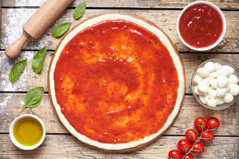 Cara Membuat Saus Pizza Homemade untuk Stok di Rumah