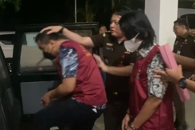 Dua tersangka penyalahgunaan kredit ditahan Kejaksaan Negeri Kabupaten Semarang