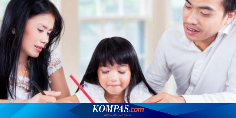 Waspadai Efek  Candu Pujian dari  Orangtua bagi 