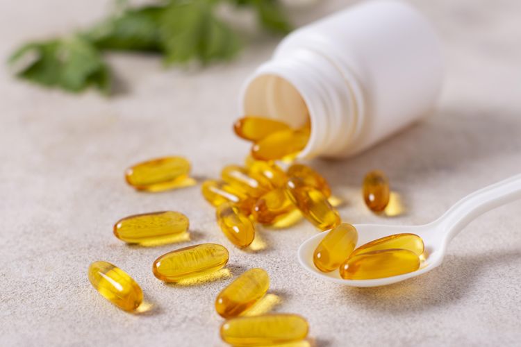 Ilustrasi vitamin. Konsumsi vitamin B6 berlebihan dari suplemen dapat menyebabkan neuropati sensorik. Dokter IPB dan pakar kesehatan internasional mengingatkan pentingnya konsumsi suplemen secara bijak.