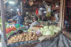 Sepi Pembeli, Pendapatan Pedagang Pasar Kranji Anjlok Setelah Pindah ke Penampungan Sementara