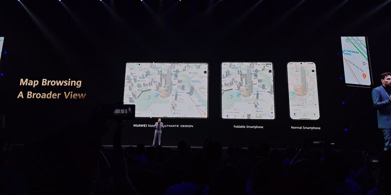  Head of Product Huawei, Andreas Zimmer mempresentasikan fitru Maps di Huawei Mate XT Ultimate dalam acara Huawei Innovative Product Launch, di Kuala Lumpur, Malaysia. Seperti smartphone Huawei lain, ponsel ini juga tidak dibekali Google Mobile Services (GMS), sehingga tidak memakai Google Maps.