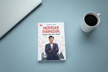 Tips Belajar Investasi Saham Secara Cepat dari Buku Merdeka Finansial dengan Investasi Saham